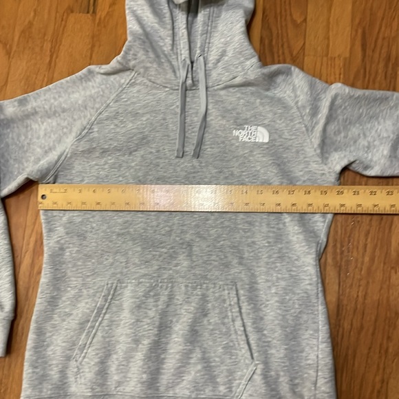 The North Face Women’s Grey Hoodie Size Large Kangaroo Pocket - Picture 7 of 15